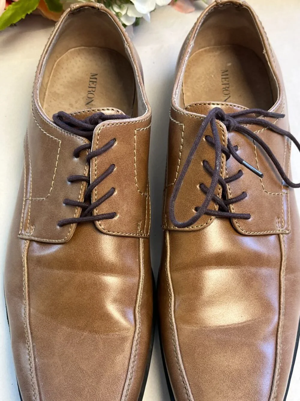 Merona Mens 10 Tan Brown Lace Up Dress Shoes Man Made